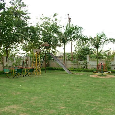 Vip'S Club Hotel Rāipur Exterior foto